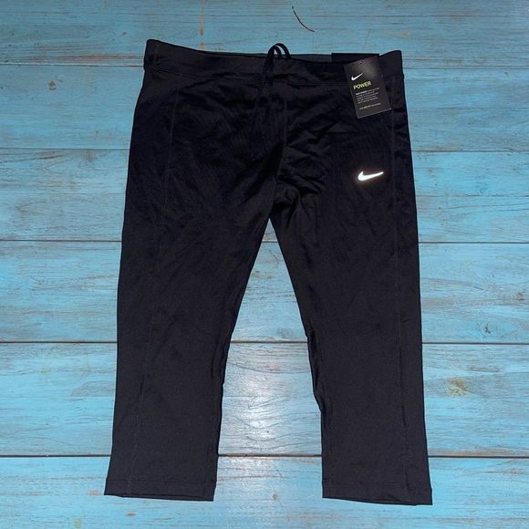 nike power essential tight